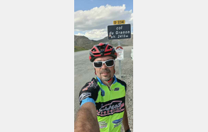 Sébastien qui réussit la trilogie des cols des Alpes (Galibier, Granon, Izoard) 👍👏💪